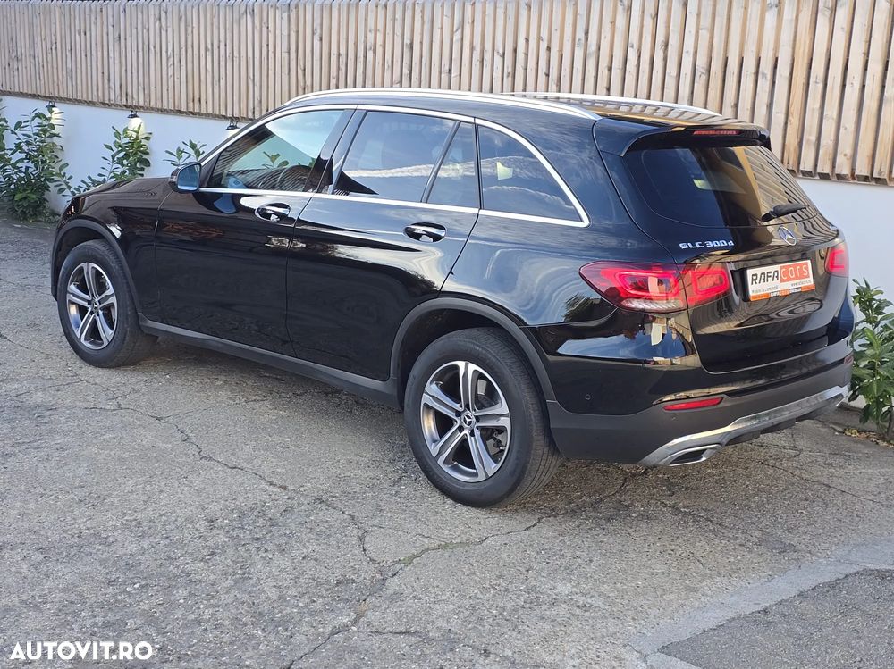 Mercedes-Benz GLC 300 d 4MATIC - 30