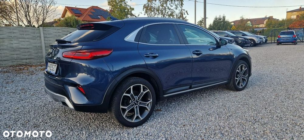 Kia XCeed - 12