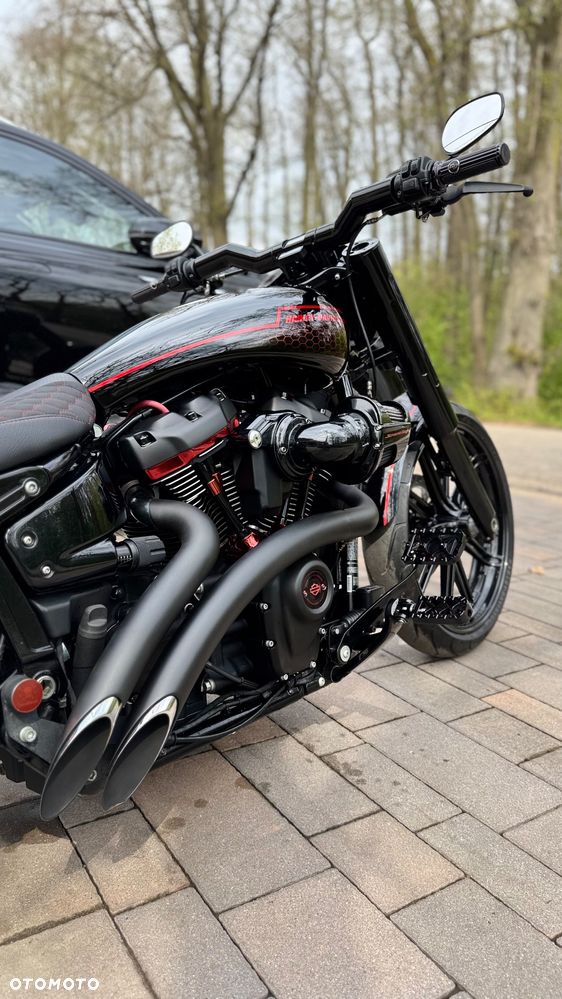 Harley-Davidson FXSB Breakout - 5