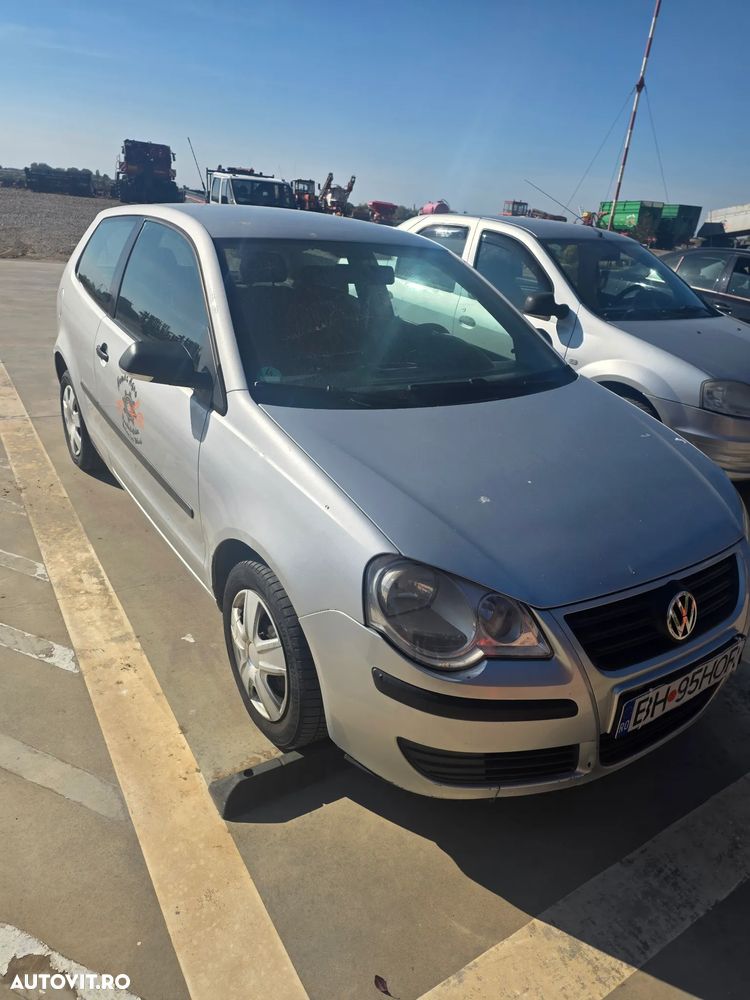 Volkswagen Polo - 4