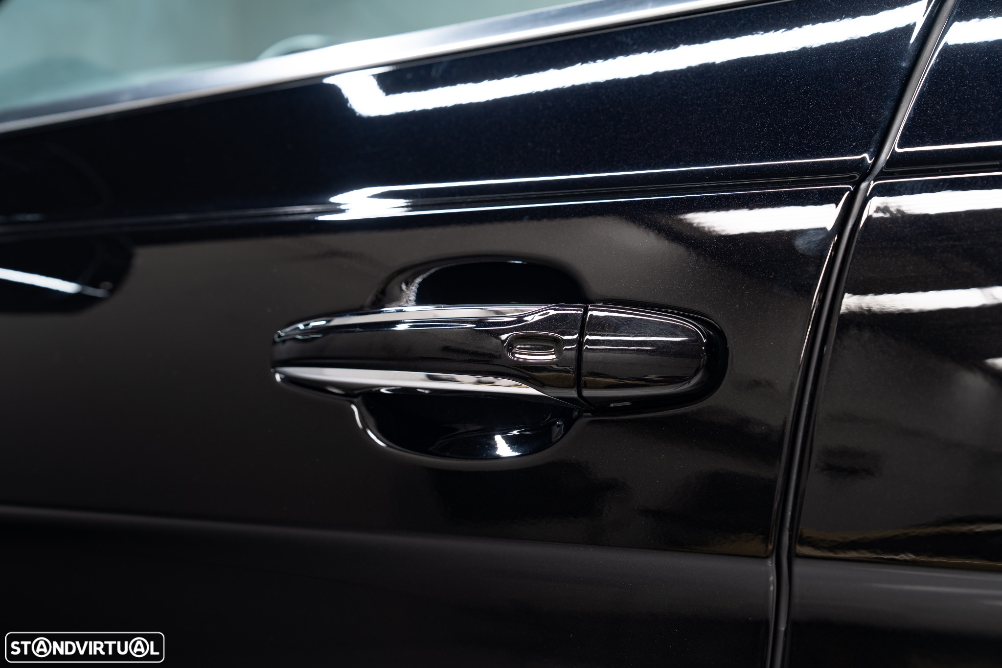 Bentley Bentayga V8 - 16