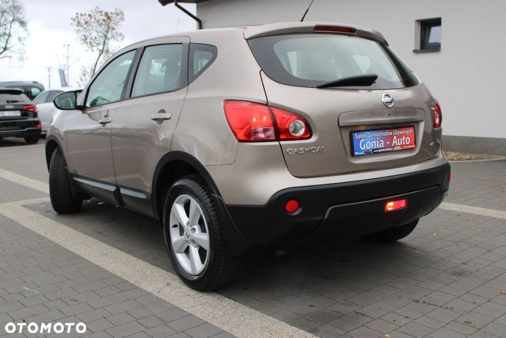 Nissan Qashqai 2.0 dCi 4 x 4 DPF tekna - 5