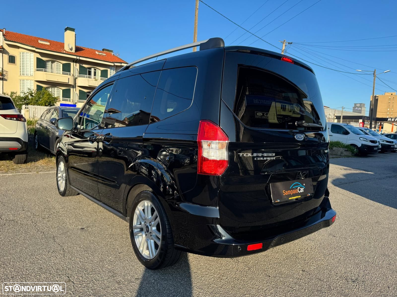 Ford Tourneo Courier 1.0 EcoBoost Titanium - 7