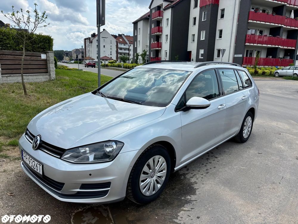Volkswagen Golf - 2