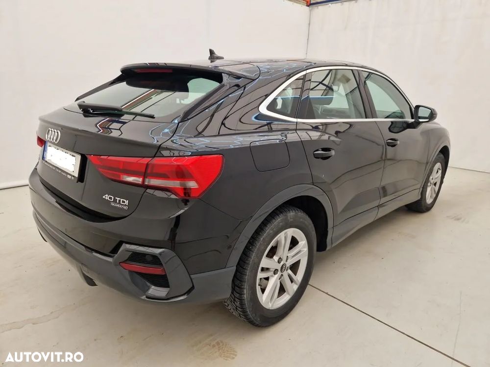 Audi Q3 2.0 40 TDI quattro S tronic Advanced - 3