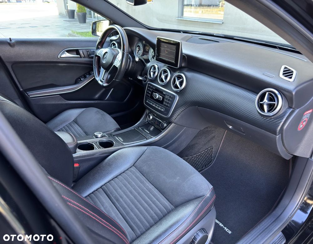 Mercedes-Benz Klasa A 250 4-Matic AMG Line - 33