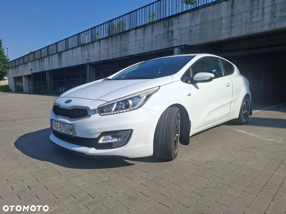 Kia ProCeed 1.4 M - 1