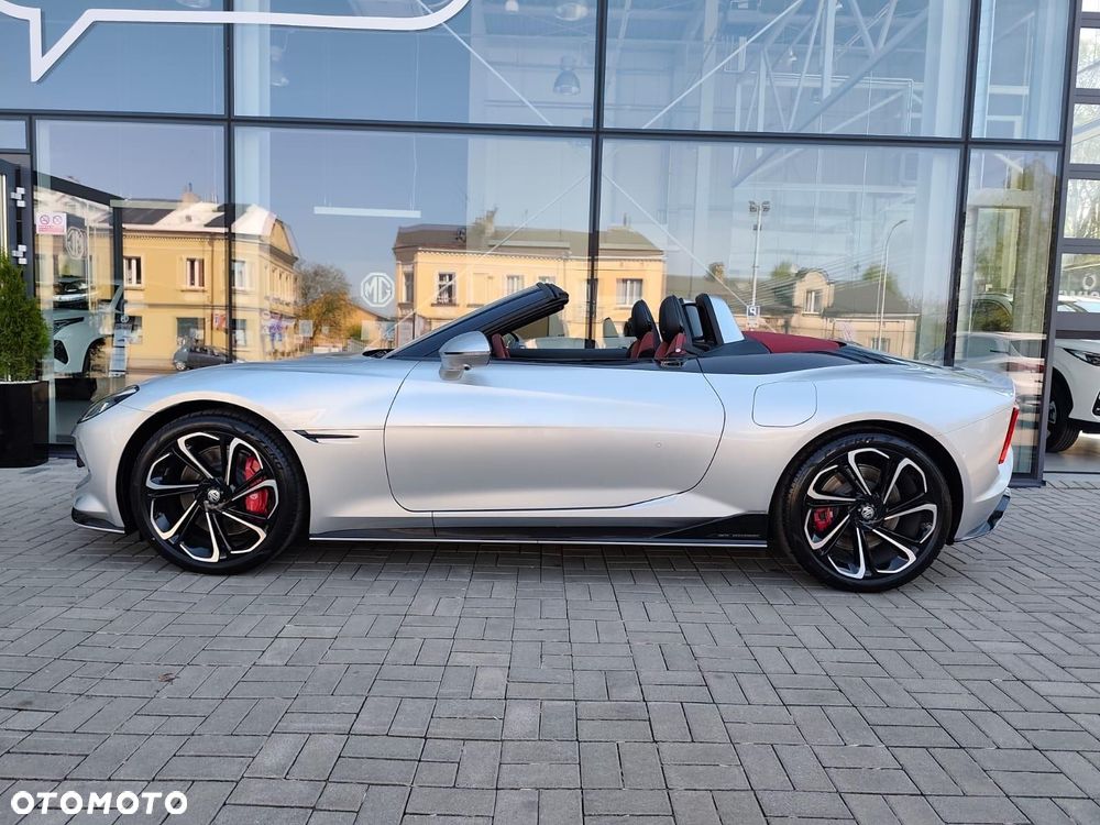 MG Cyberster 77kWh AWD Czerwony Dach - 21