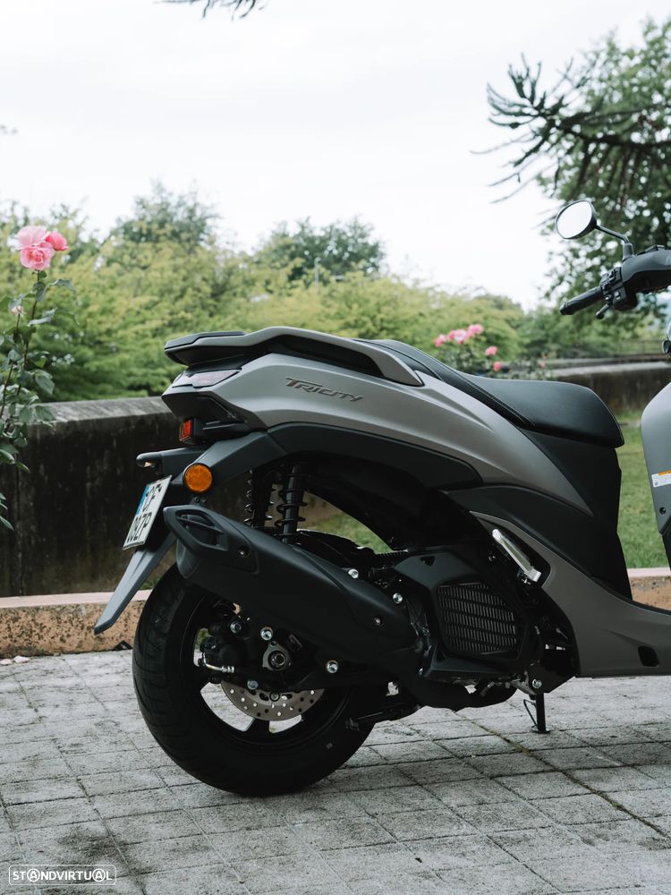 Yamaha Tricity 125 - 6