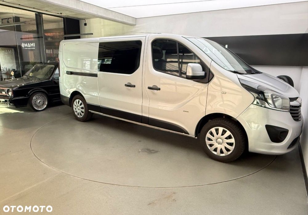 Opel Vivaro - 14