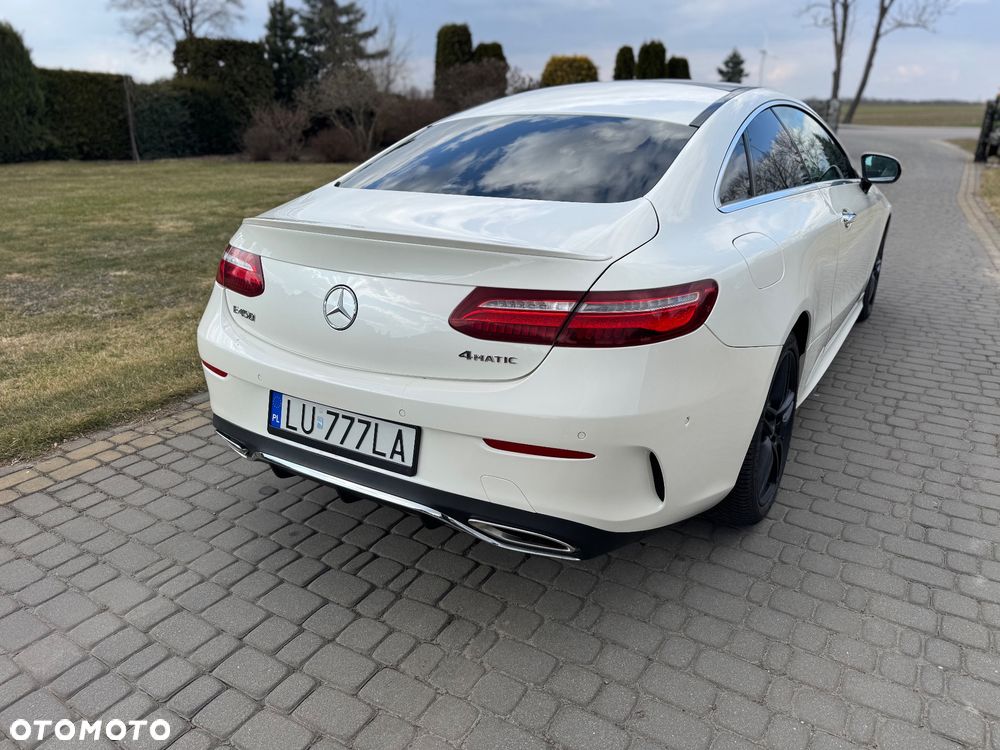 Mercedes-Benz Klasa E 400 4-Matic 9G-TRONIC - 10