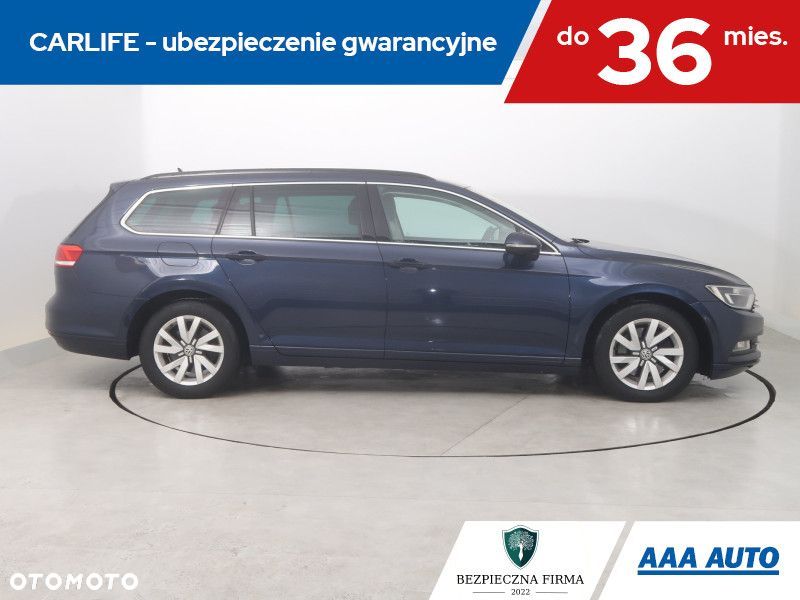 Volkswagen Passat Variant - 8