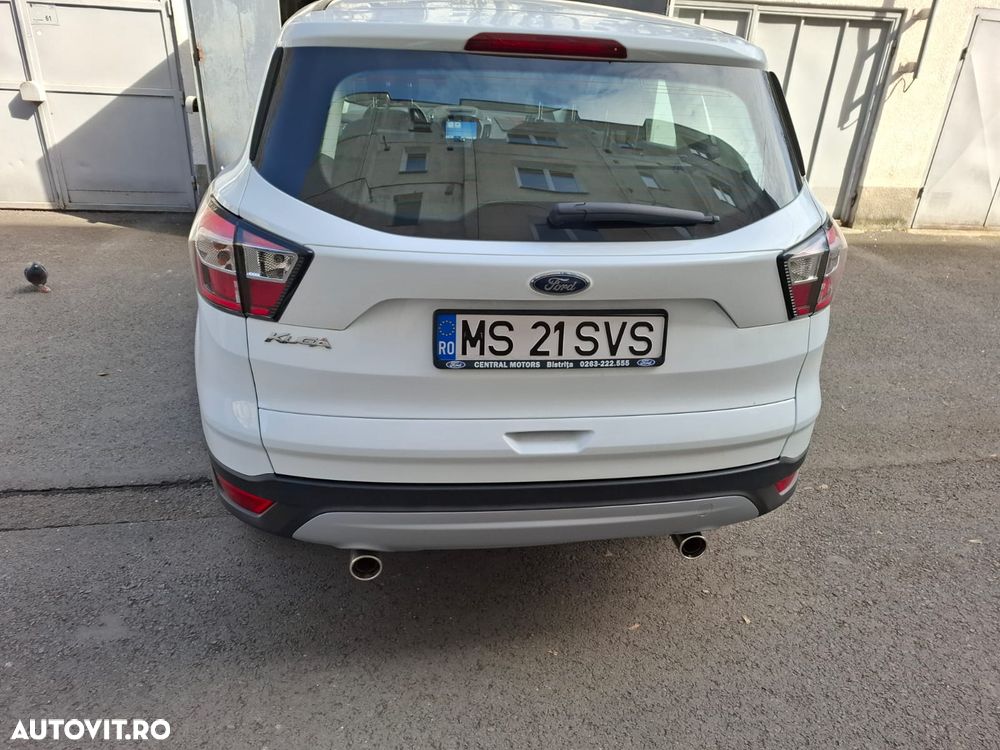 Ford Kuga 2.0 TDCi 4WD Powershift ST-Line - 3