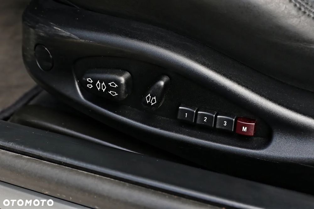 BMW Seria 3 - 35
