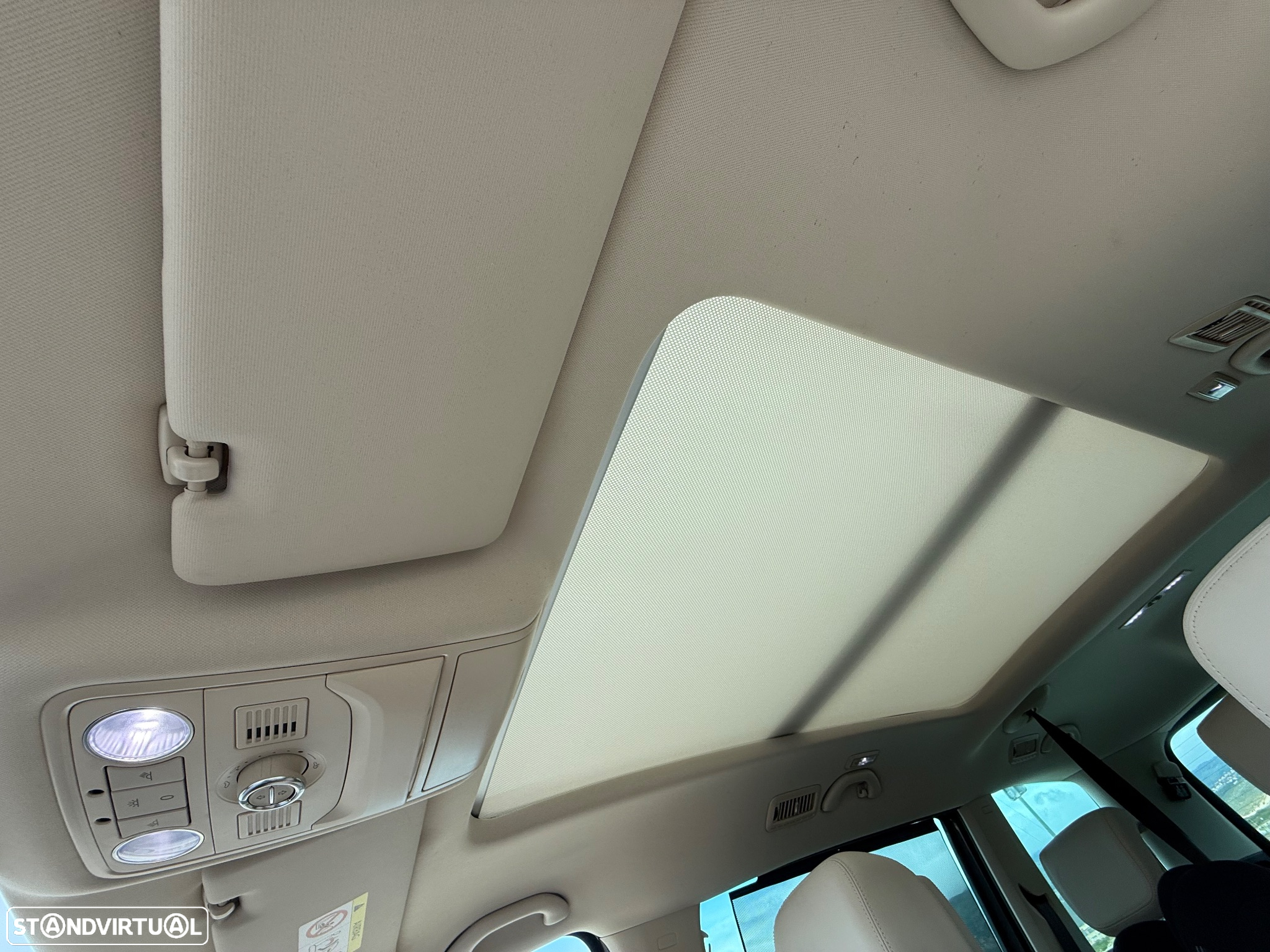 VW Sharan 2.0 TDI Highline DSG - 12