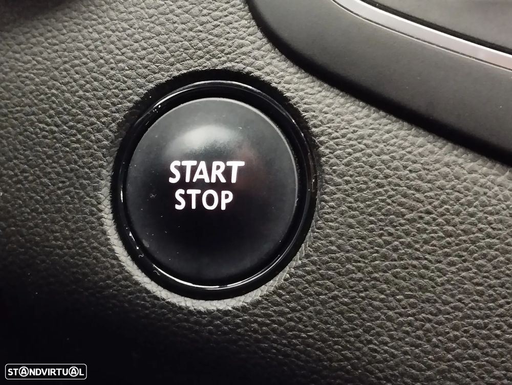 Renault Mégane 1.6 TCe GT EDC - 27