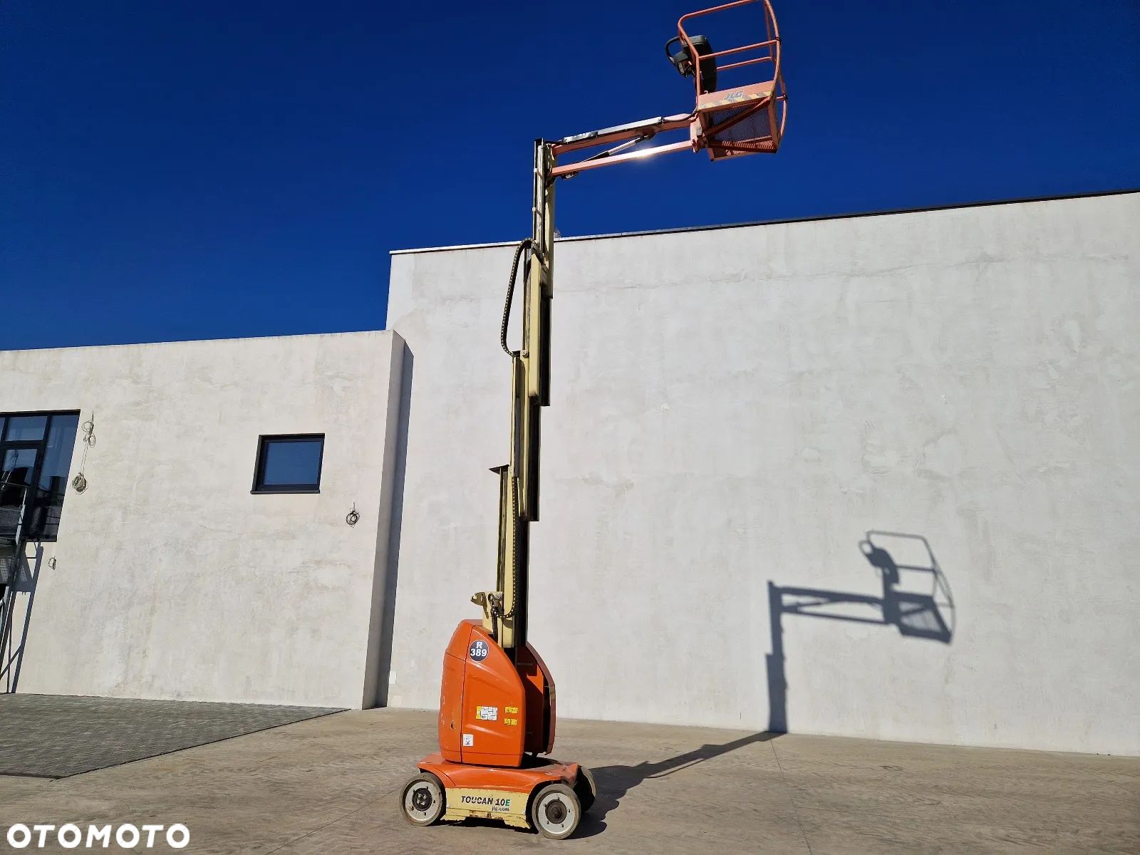 JLG Toucan 10E  R389 - 1