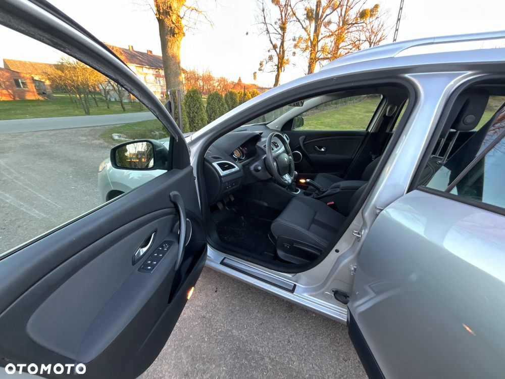 Renault Megane 1.6 16V 110 Authentique - 11