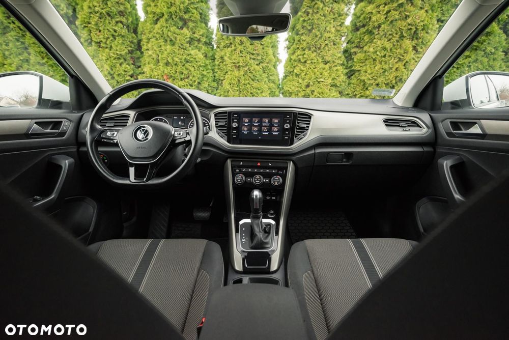 Volkswagen T-Roc - 10