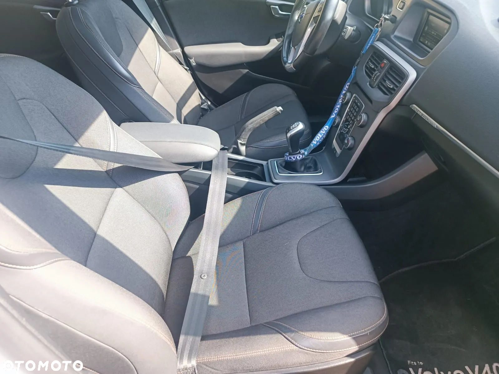 Volvo V40 Cross Country D2 - 18