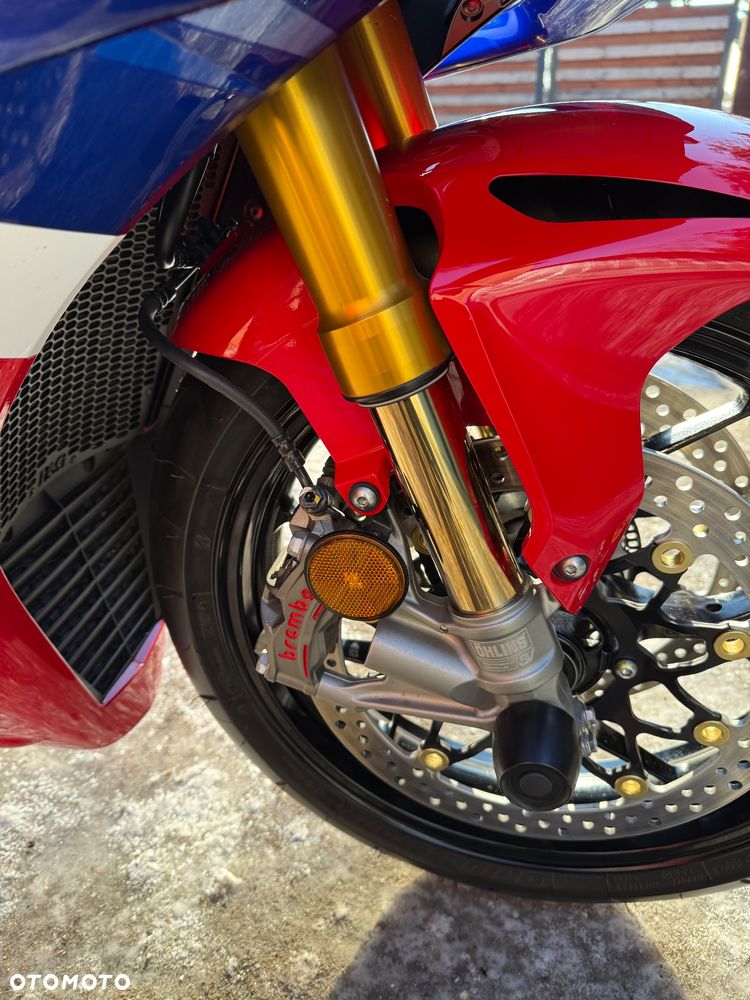 Honda CBR - 16