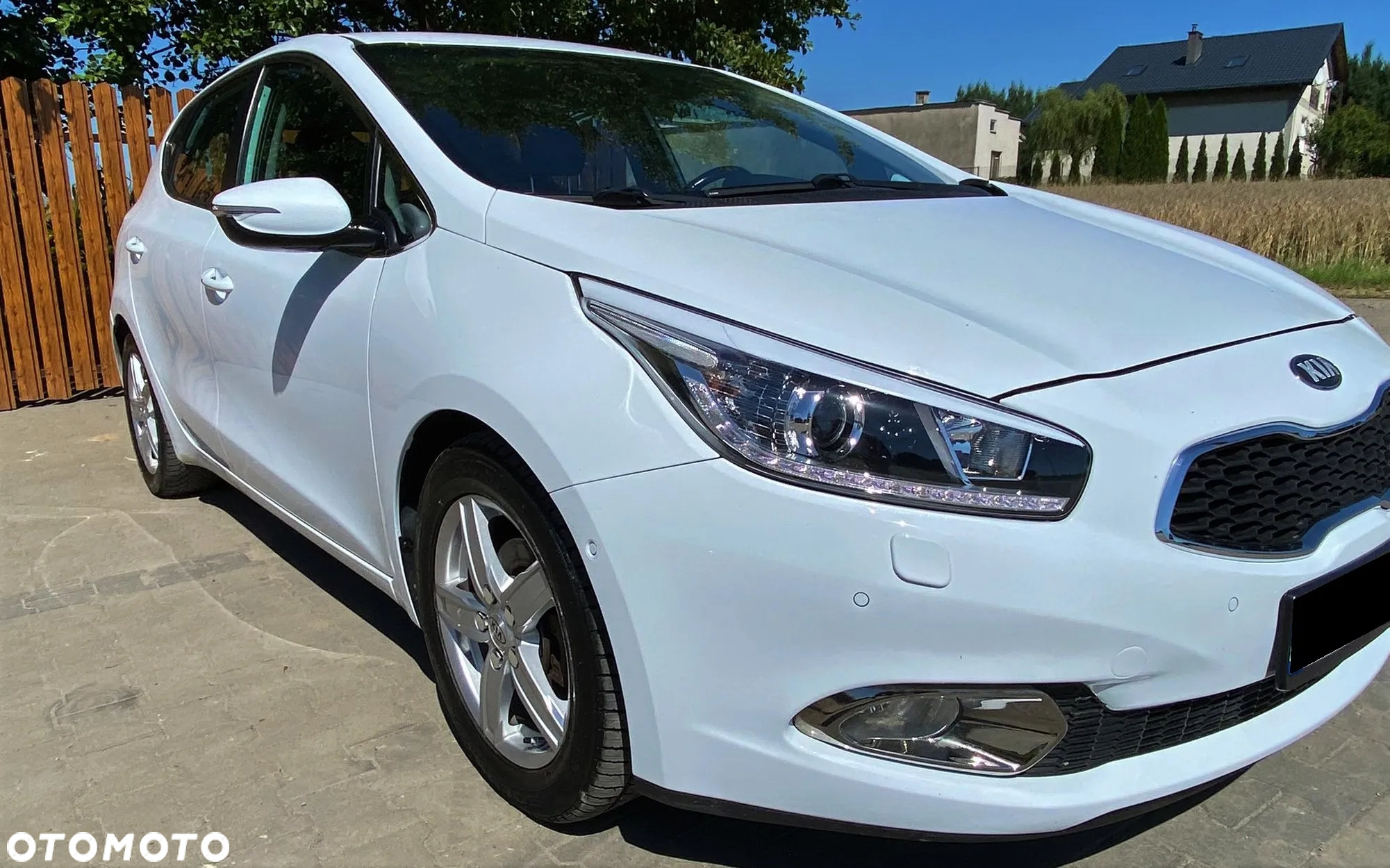Kia Ceed 1.6 CRDi 128 Platinum Edition - 34
