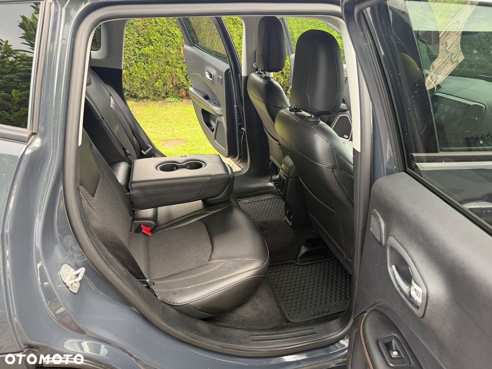 Jeep Compass 1.4 TMair Limited 4WD S&S - 32