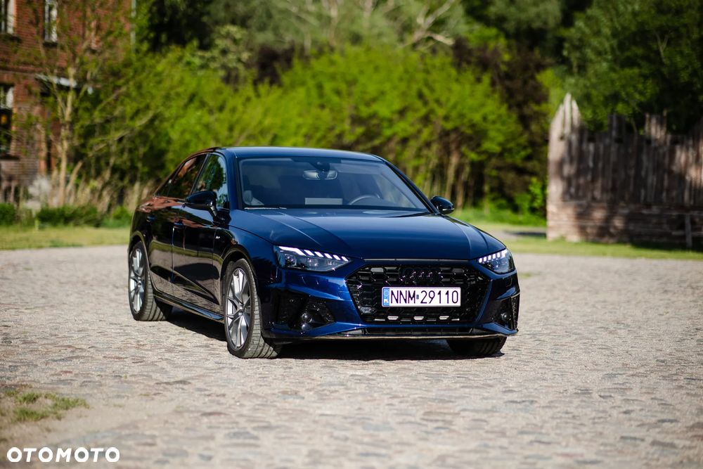 Audi A4 Limousine 40 TFSI mHEV S Line S tronic - 11