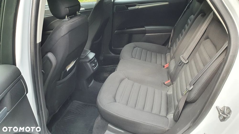 Hyundai ix35 1.7 CRDi Comfort 2WD - 17