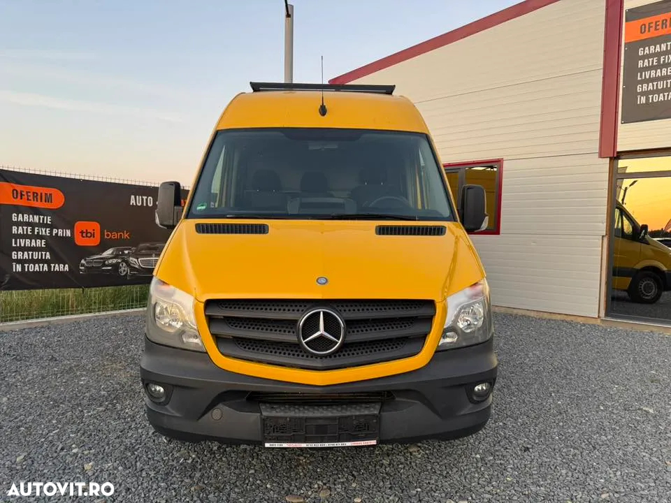 Mercedes-Benz Sprinter - 12