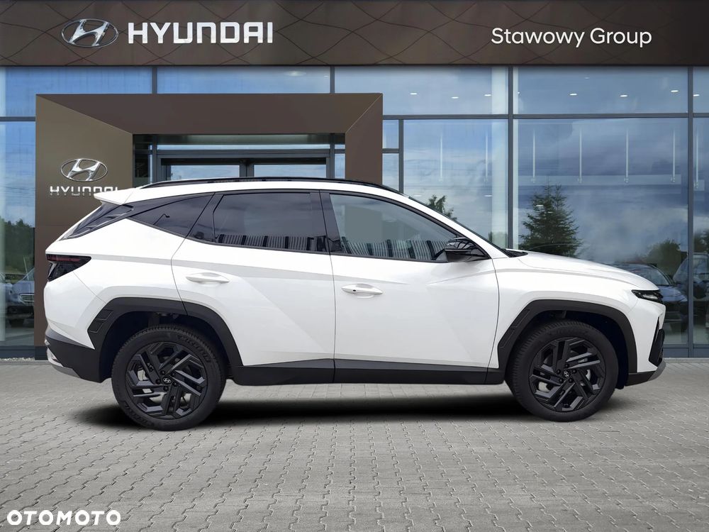 Hyundai Tucson 1.6 T-GDi HEV Smart Black 2WD - 6