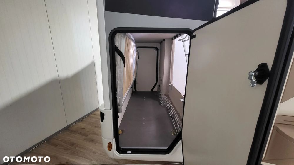 McLOUIS Glamys 322 - 7-osobowy - 9