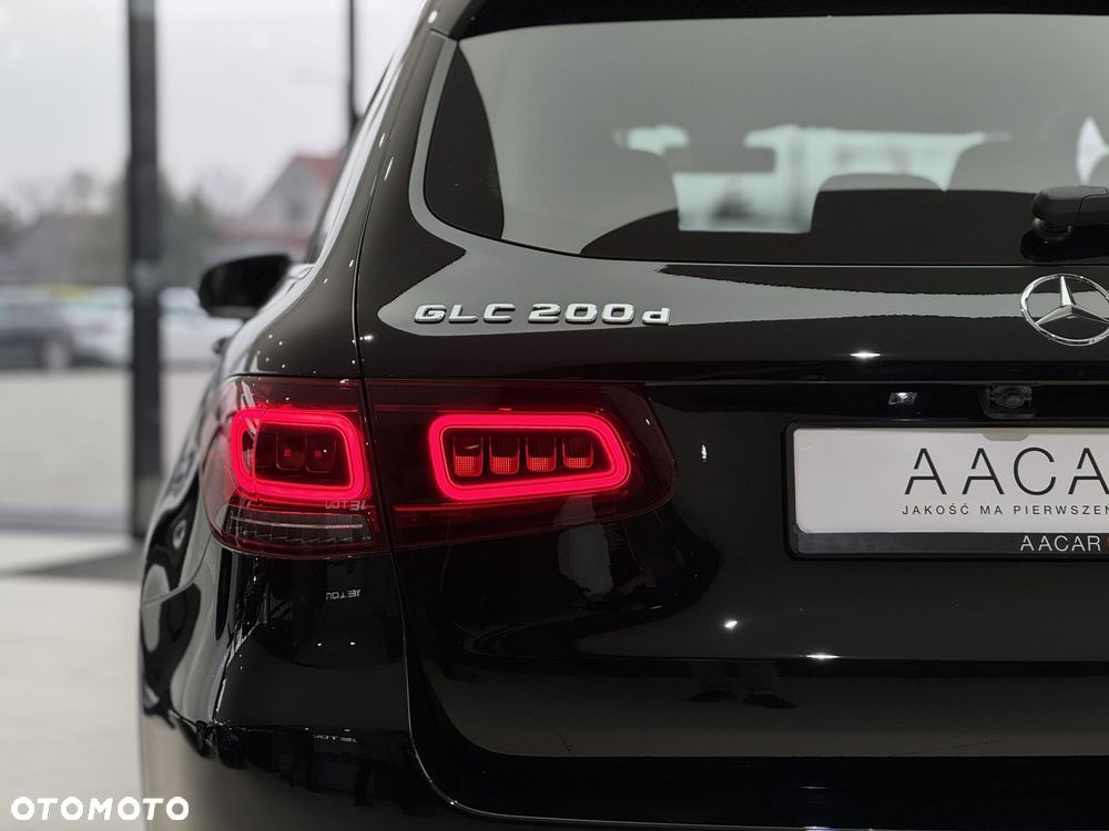 Mercedes-Benz GLC - 39