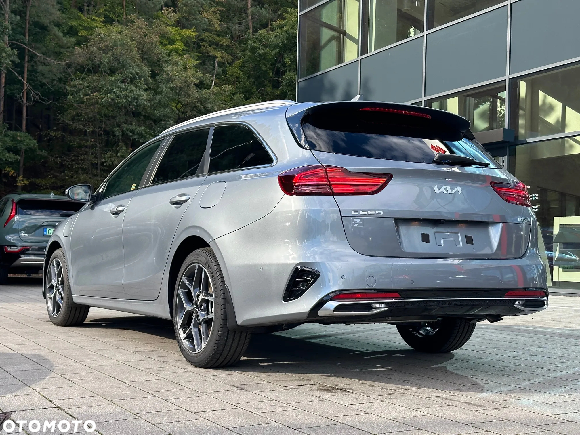 Kia Ceed 1.6 GDI PHEV Business Line DCT - 11