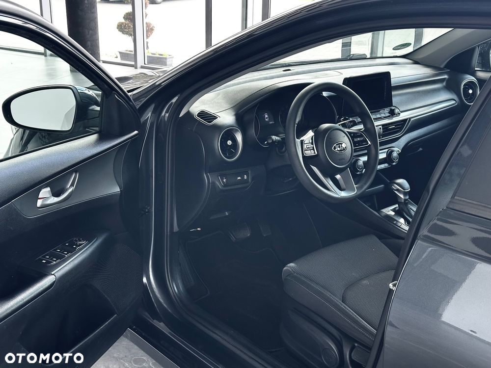 Kia Ceed - 14