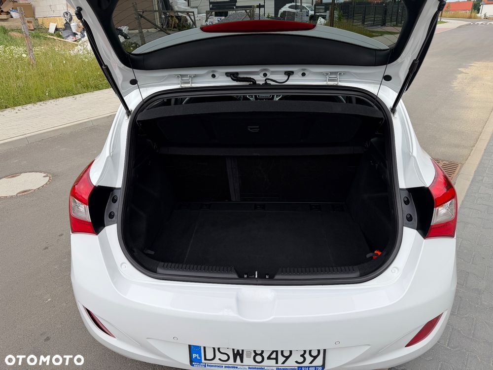 Hyundai i30 1.6 CRDi Comfort - 8
