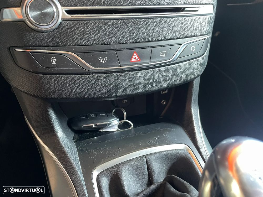 Peugeot 308 e-HDi FAP 115 Stop&Start Allure - 32