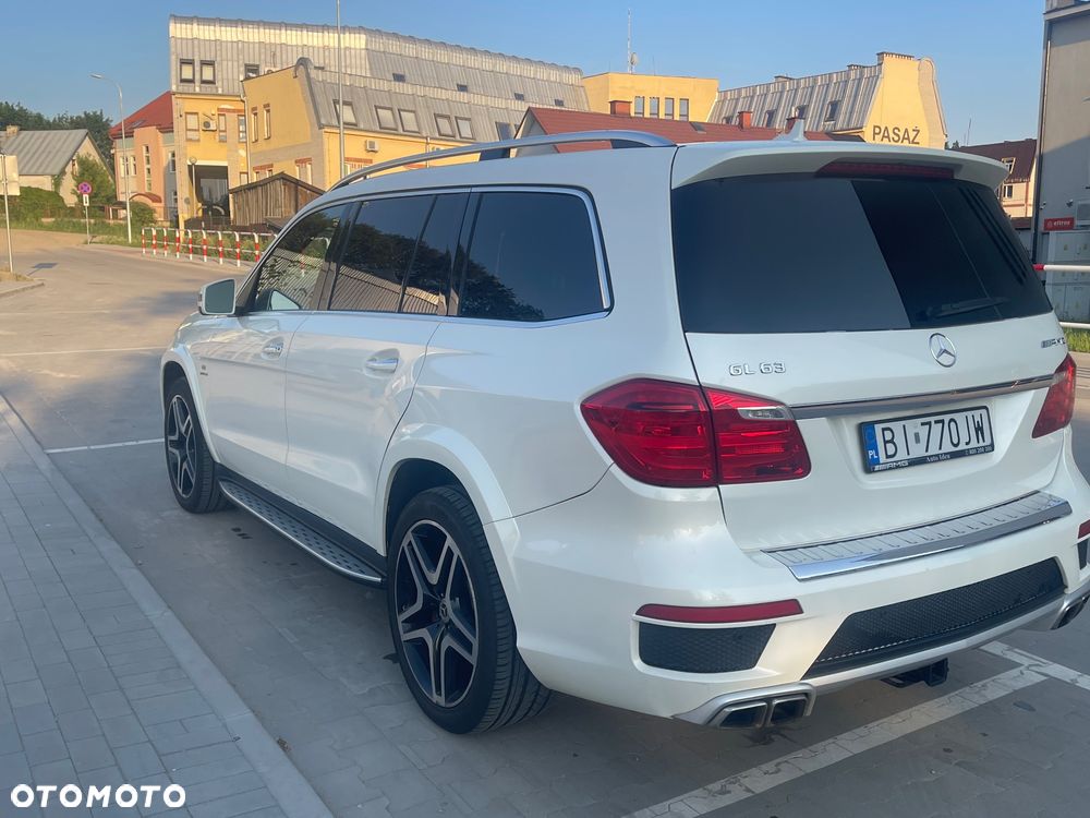 Mercedes-Benz GL - 11