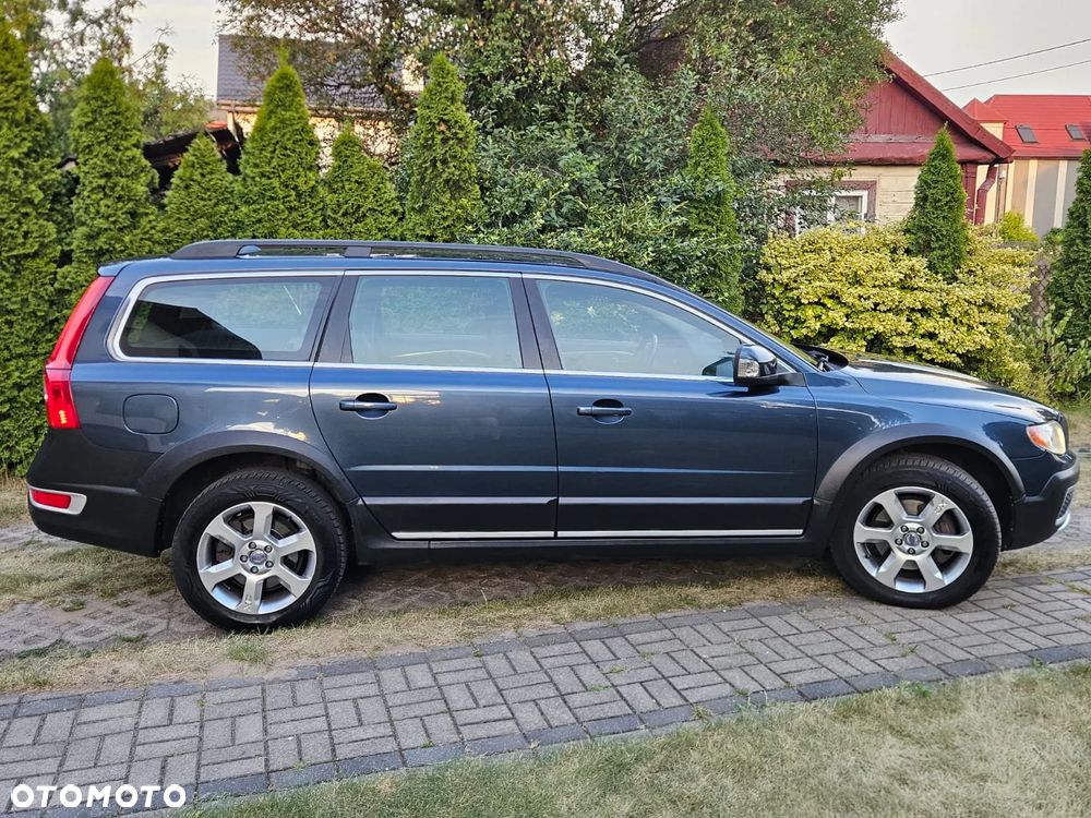 Volvo XC 70 D5 AWD Summum - 9