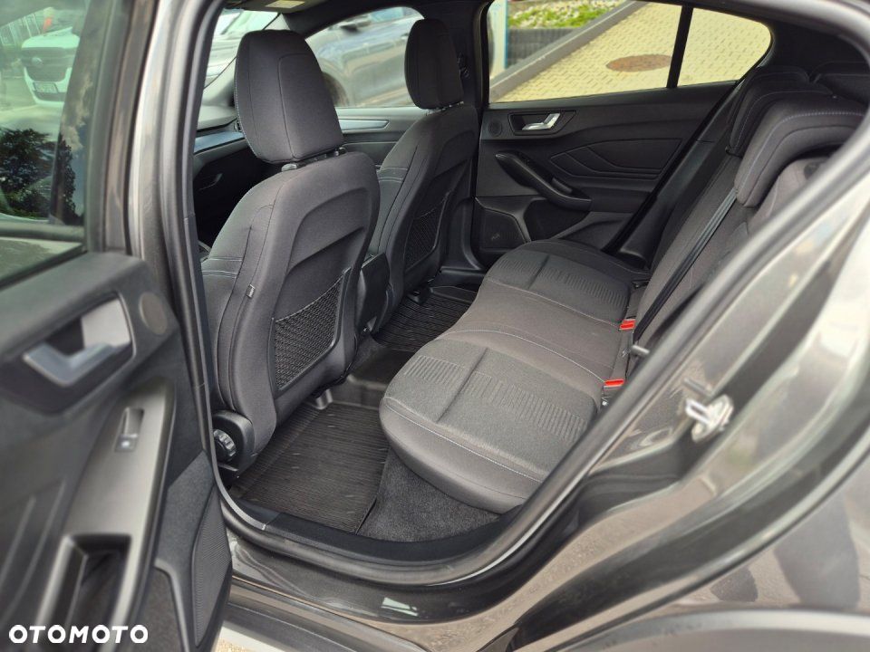 Ford Focus - 14