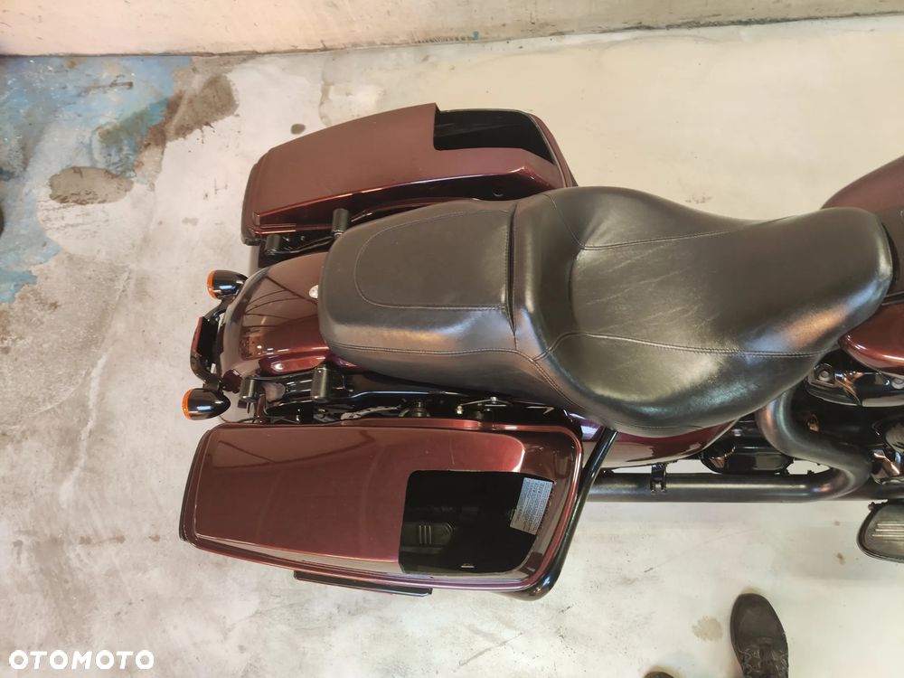 Harley-Davidson Touring Road King - 8