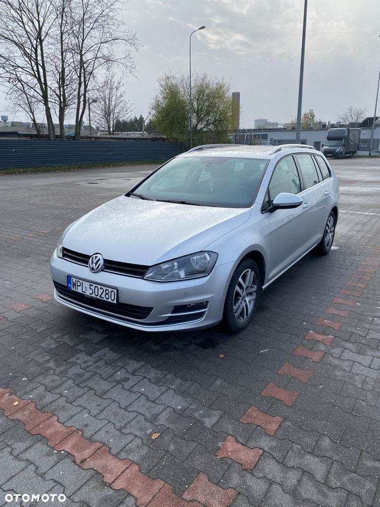Volkswagen Golf 1.6 TDI DPF Highline - 9