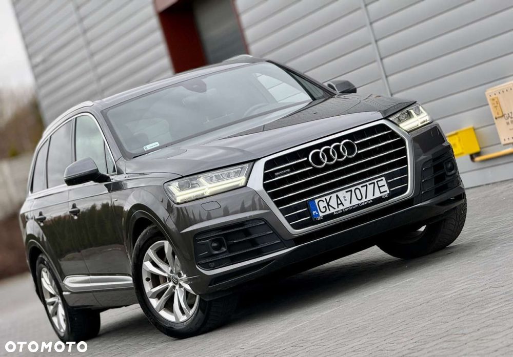 Audi Q7 - 16
