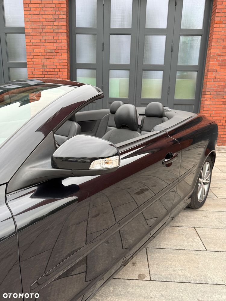 Volvo C70 2.0D Summum - 33