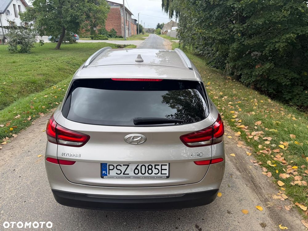 Hyundai i30 1.6 CRDI Prime - 22