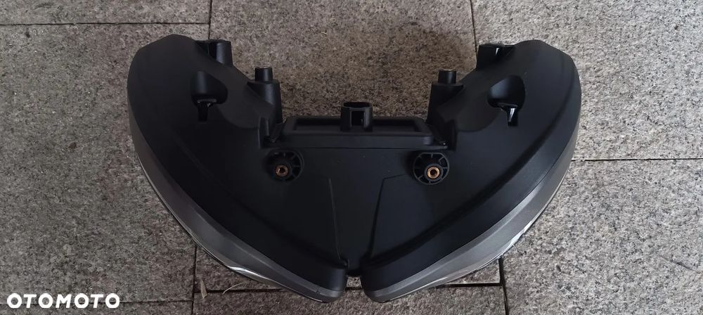 TRIUMPH STREET TRIPLE 765 RS  LICZNIK ZEGARY LAMPA REFLEKTOR - 27