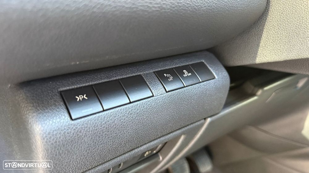 Peugeot 5008 1.6 HDi 7L Allure J17 - 11