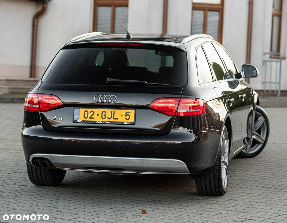 Audi A4 Avant 2.0 TDI DPF S line Sportpaket - 3