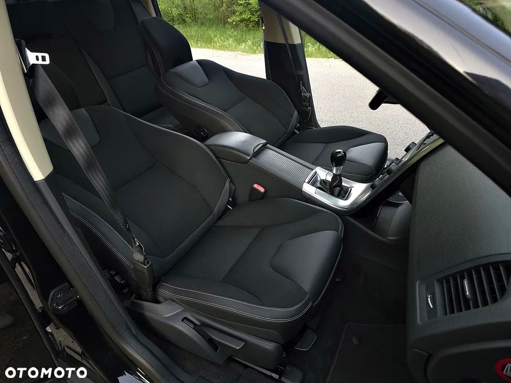 Volvo XC 60 DRIVe Momentum - 39