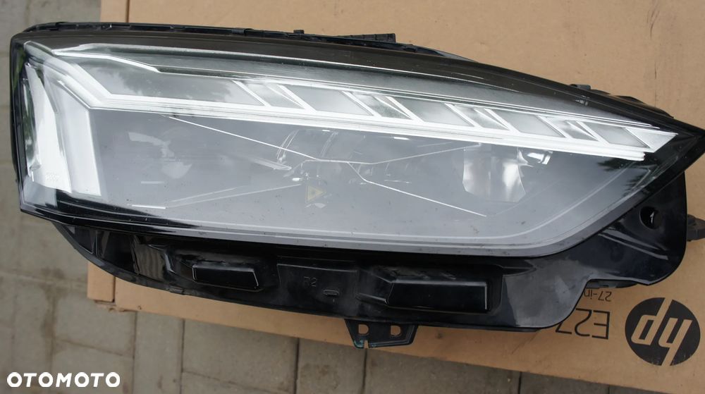 PRZEDNIA PRAWA LAMPA AUDI A5 LIFT LASER 8W6941086 - 2